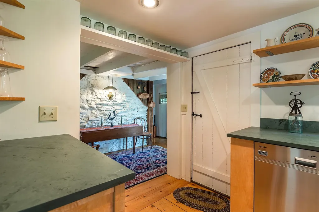 16 Landgrove Road Landgrove VT 05148