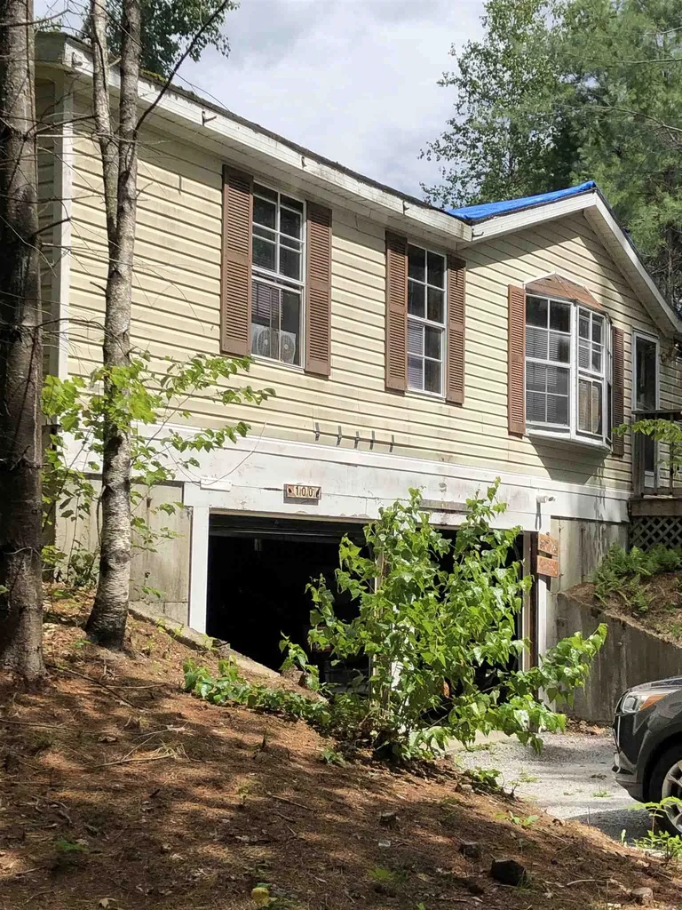 100 Bennington Depot Road Deering NH 03244