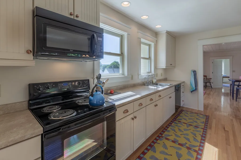 33 Eldridge Street Lebanon NH 03766