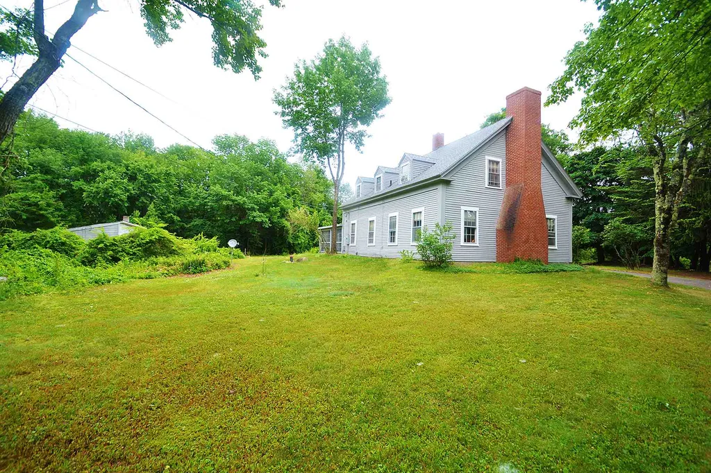 16 Bolan Road Milton NH 03851