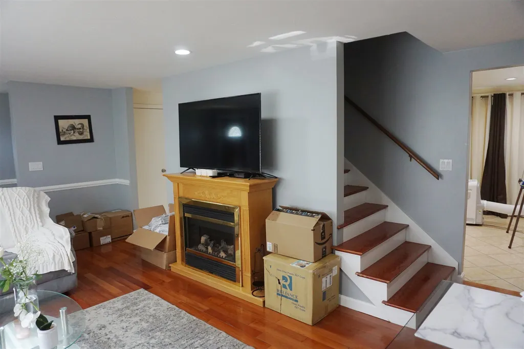 54-56 Hunt Street Nashua NH 03060