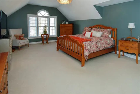 2 Dolloff Farm Drive Exeter NH 03833