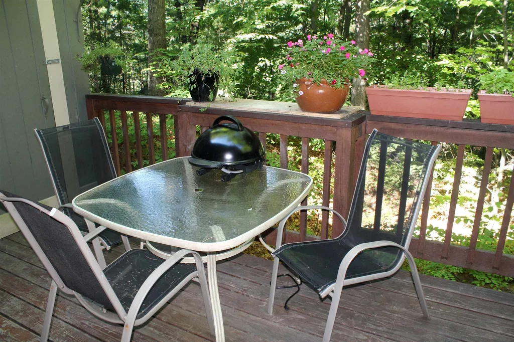 1465 Hooksett Road Hooksett NH 03106