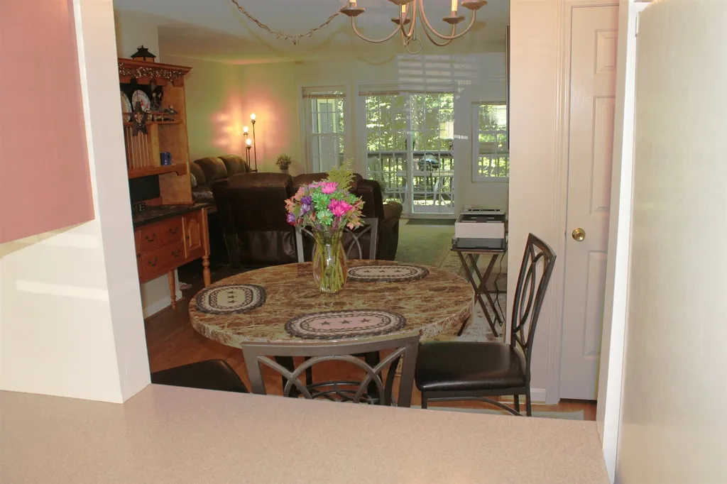 1465 Hooksett Road Hooksett NH 03106