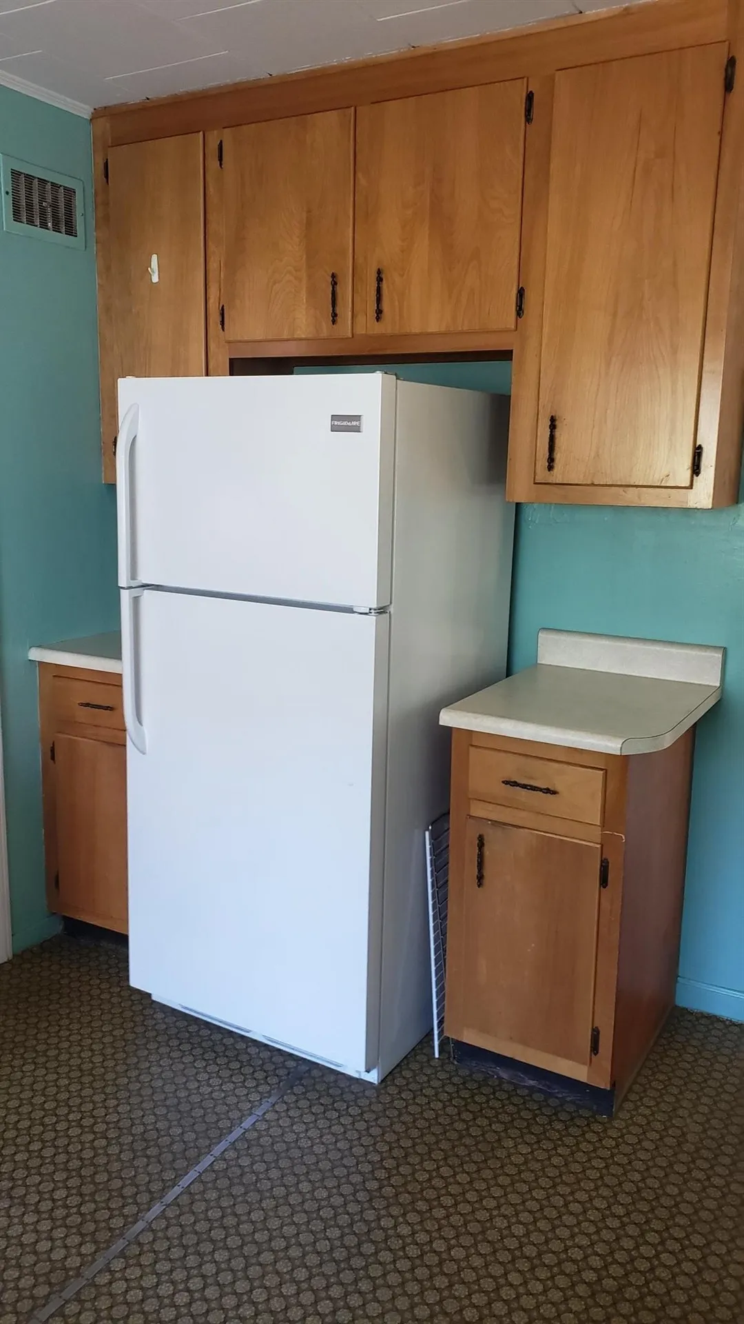 10 Leslie Avenue Claremont NH 03743