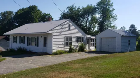 10 Leslie Avenue Claremont NH 03743