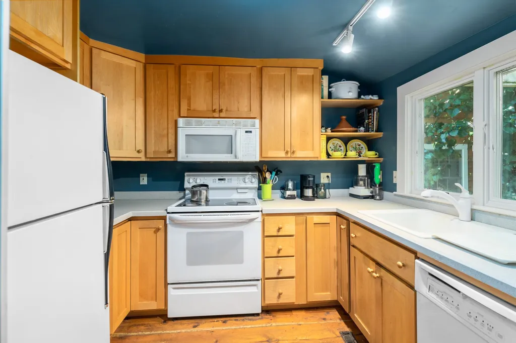 83 Gates Street Portsmouth NH 03801