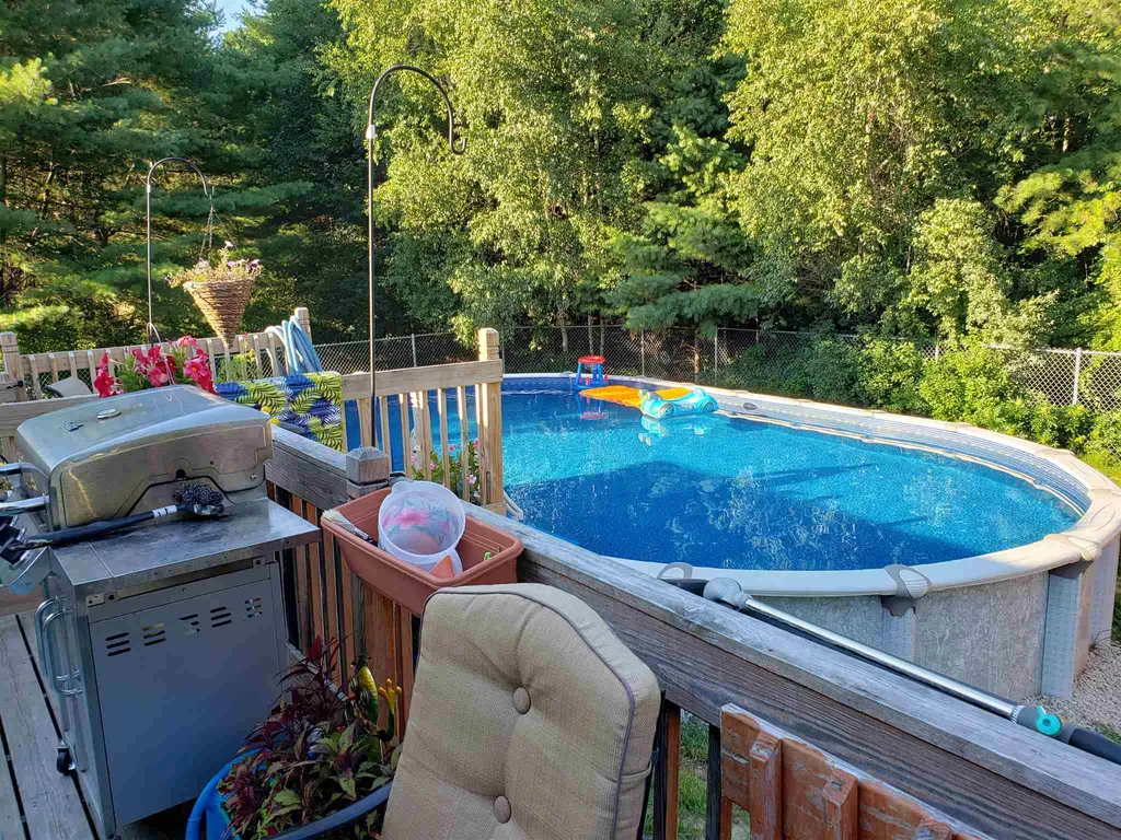 31 Brooks Road Extension Seabrook NH 03874