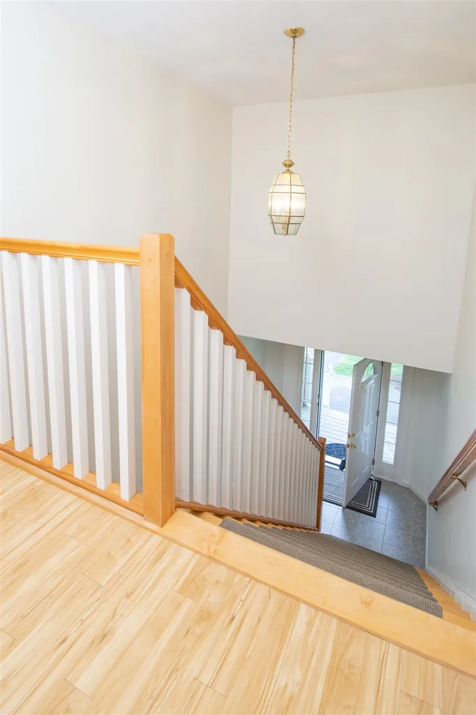 17 Lilac Lane South Burlington VT 05403