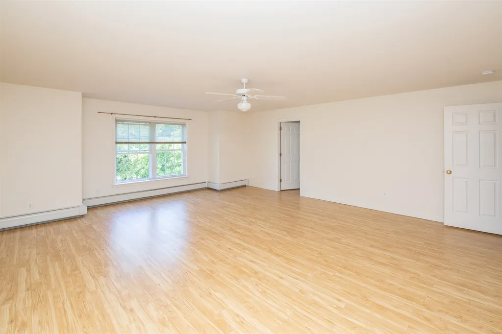 17 Lilac Lane South Burlington VT 05403