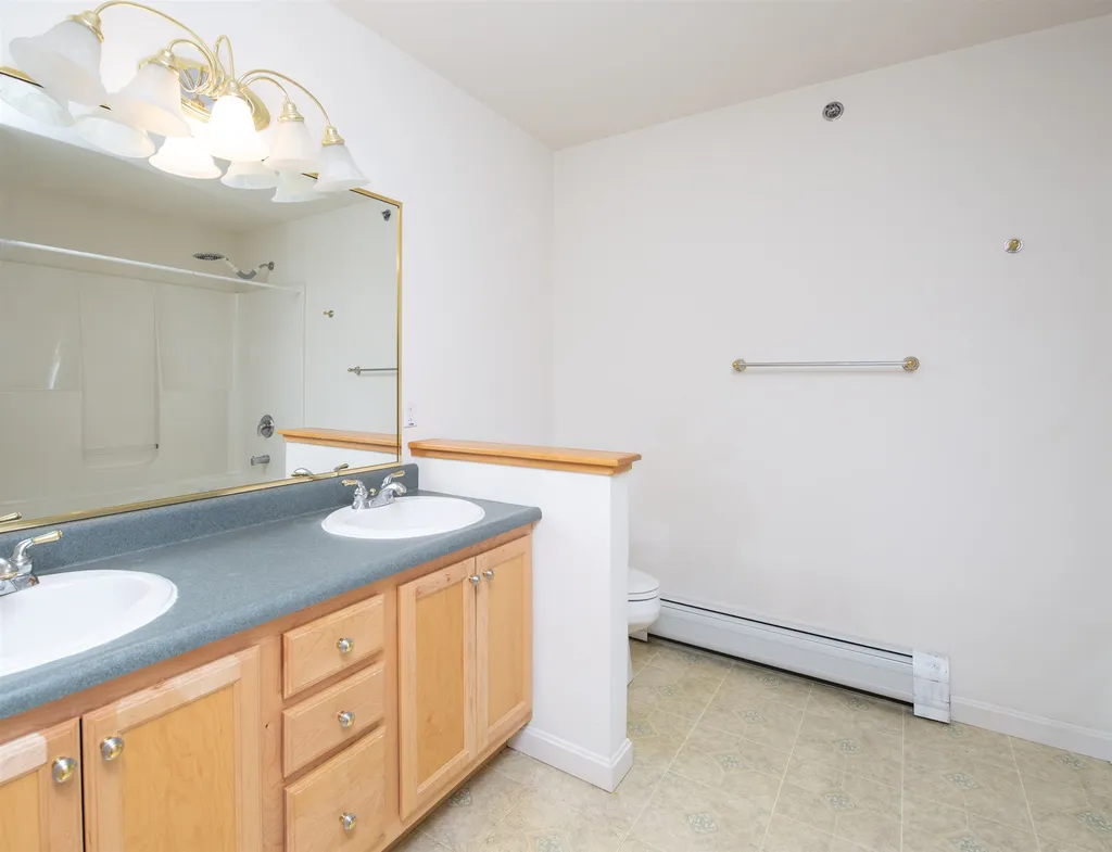 17 Lilac Lane South Burlington VT 05403