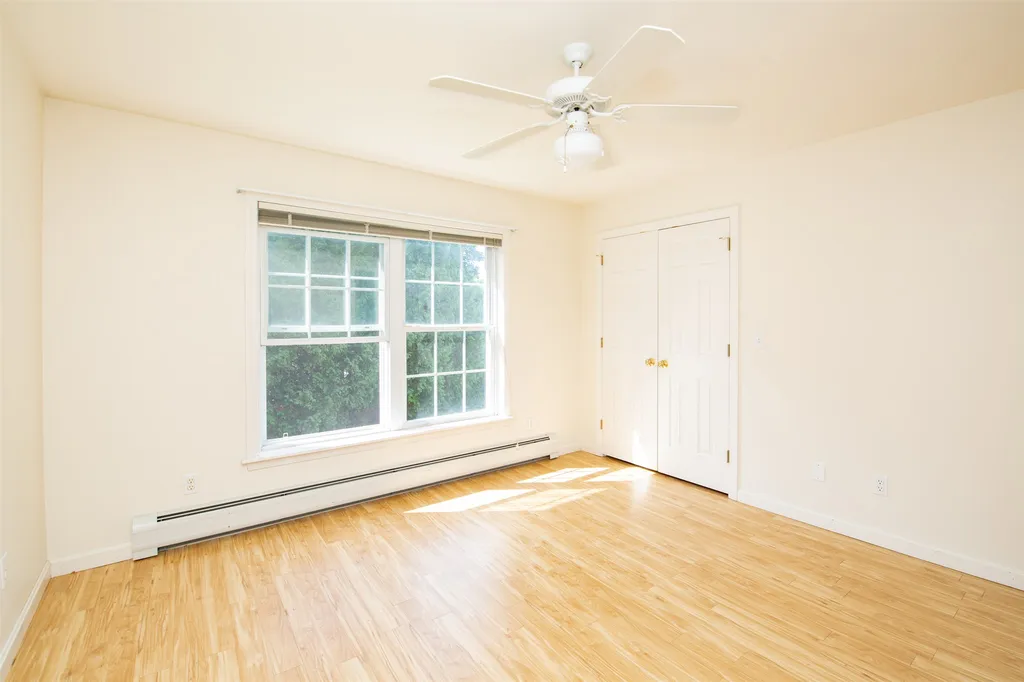 17 Lilac Lane South Burlington VT 05403