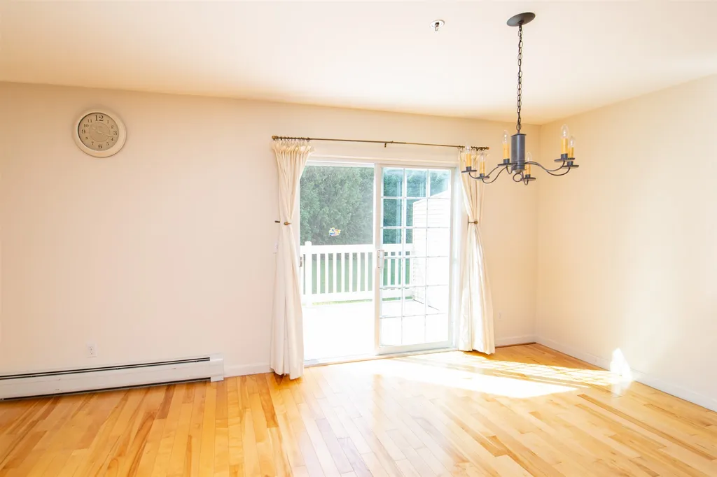 17 Lilac Lane South Burlington VT 05403