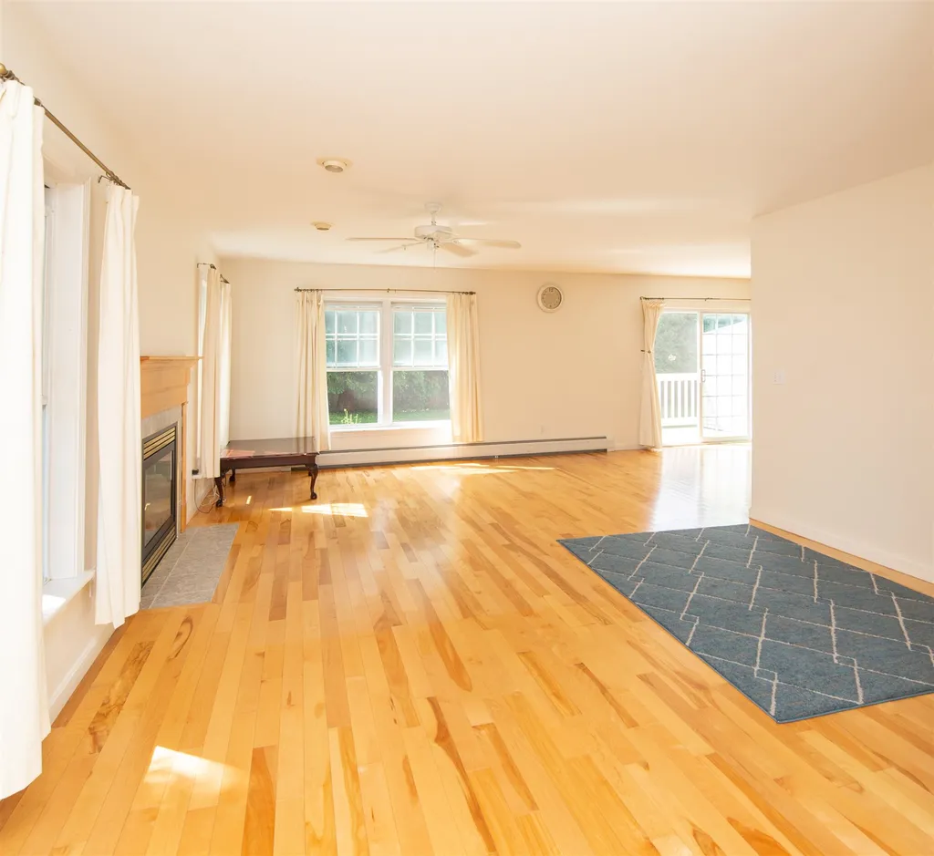 17 Lilac Lane South Burlington VT 05403