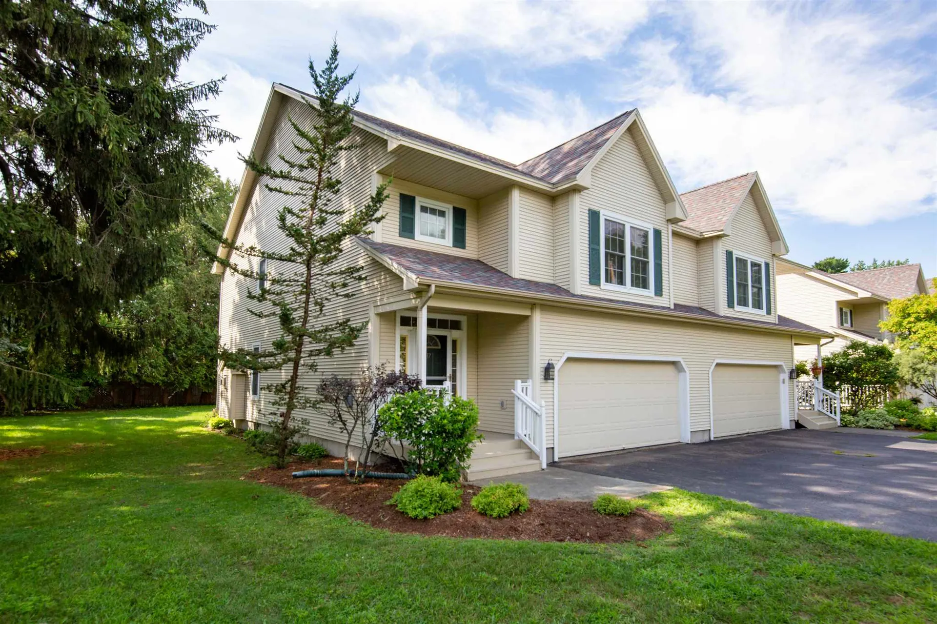 17 Lilac Lane South Burlington VT 05403