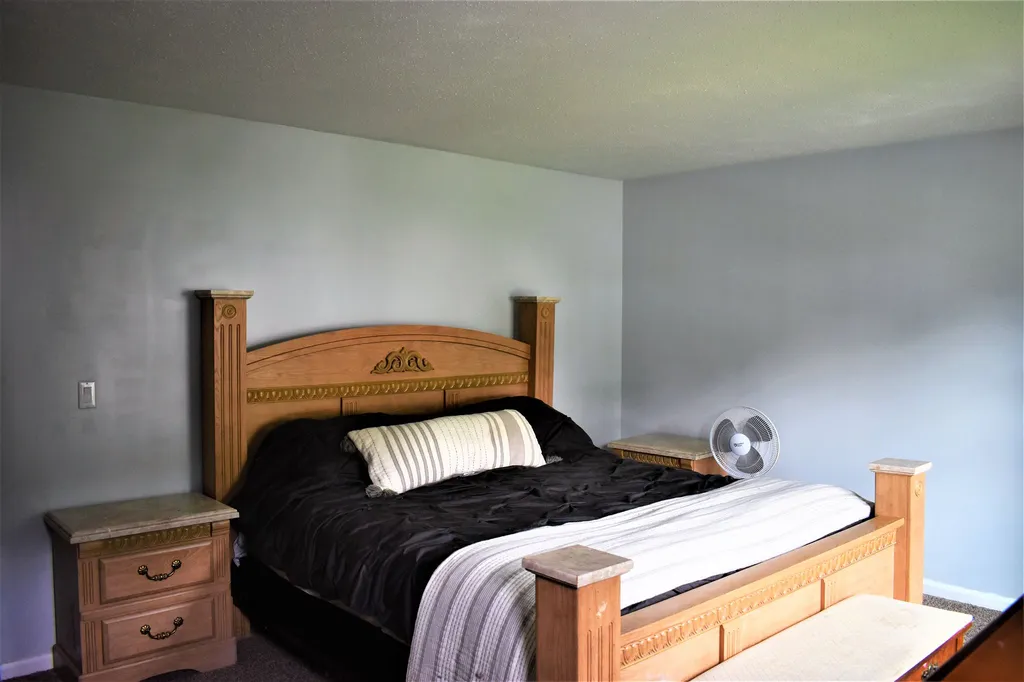 66 Preston Street Hillsborough NH 03244