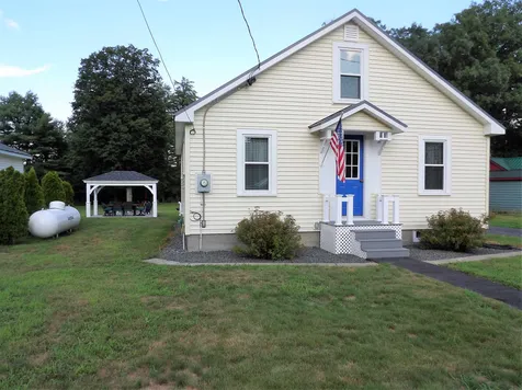 154 Thunder Road Franklin NH 03235