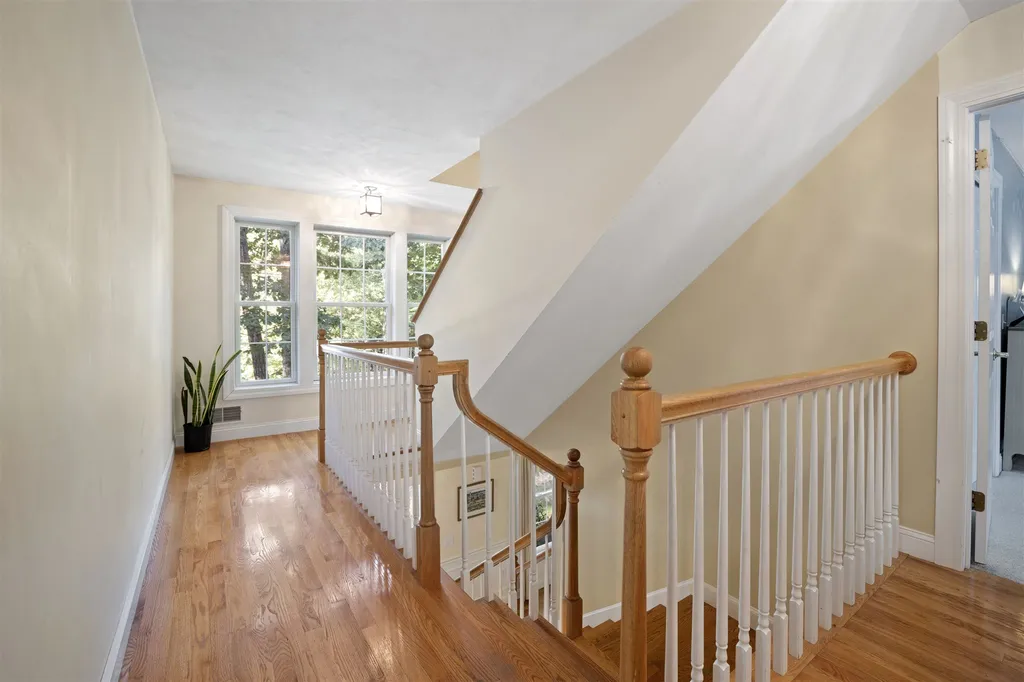 57 Mohawk Lane Brentwood NH 03833