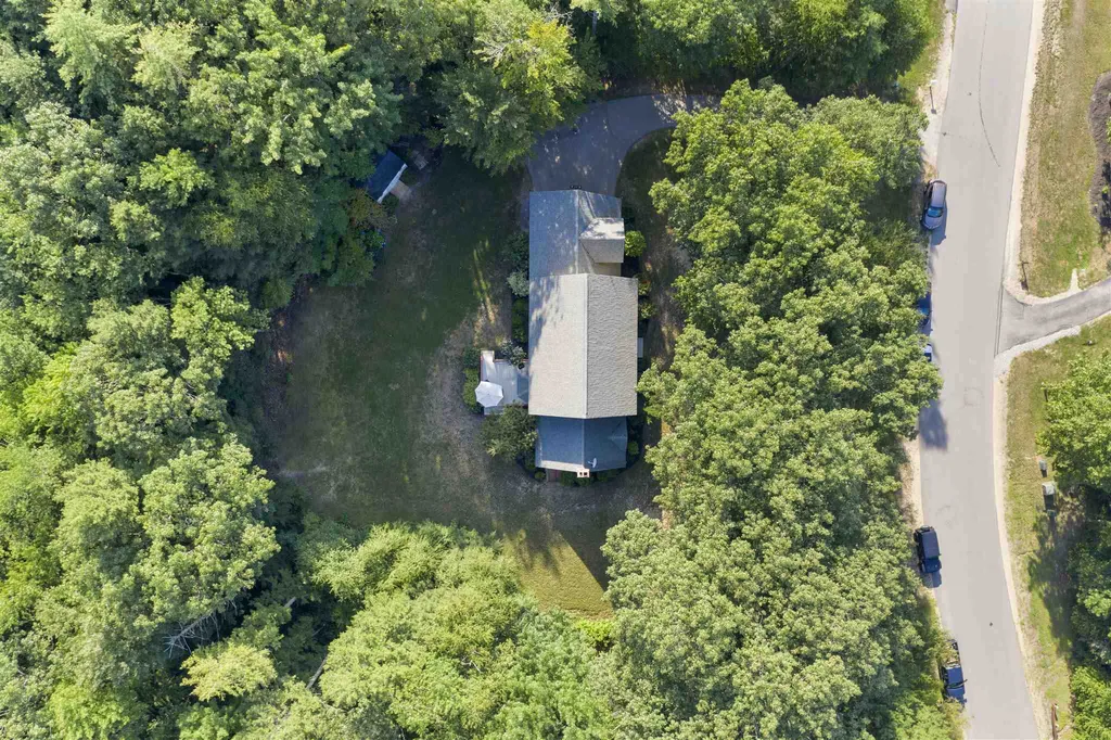 57 Mohawk Lane Brentwood NH 03833