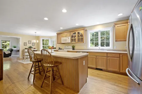 57 Mohawk Lane Brentwood NH 03833