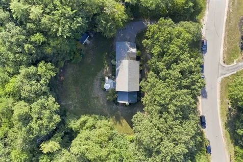 57 Mohawk Lane Brentwood NH 03833