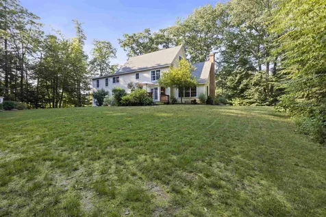 57 Mohawk Lane Brentwood NH 03833