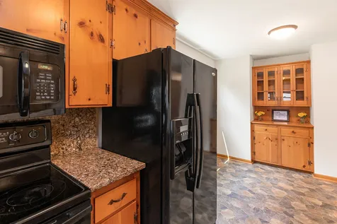 6 Doelson Street Somersworth NH 03878