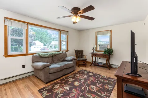 6 Doelson Street Somersworth NH 03878
