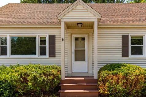 6 Doelson Street Somersworth NH 03878