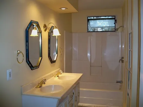 9 Orchard Avenue Nashua NH 03060