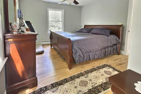 88 Heath Lane New London NH 03257