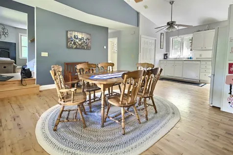 88 Heath Lane New London NH 03257