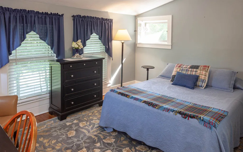 88 Arch Street Keene NH 03431