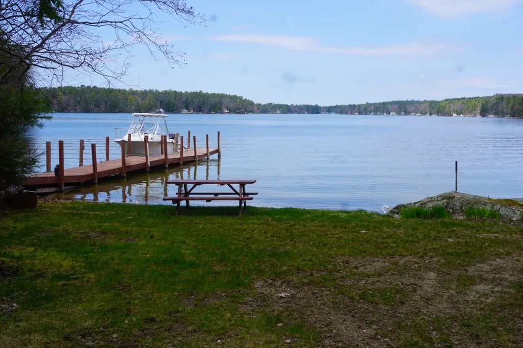 13 Baas Drive Wolfeboro NH 03894