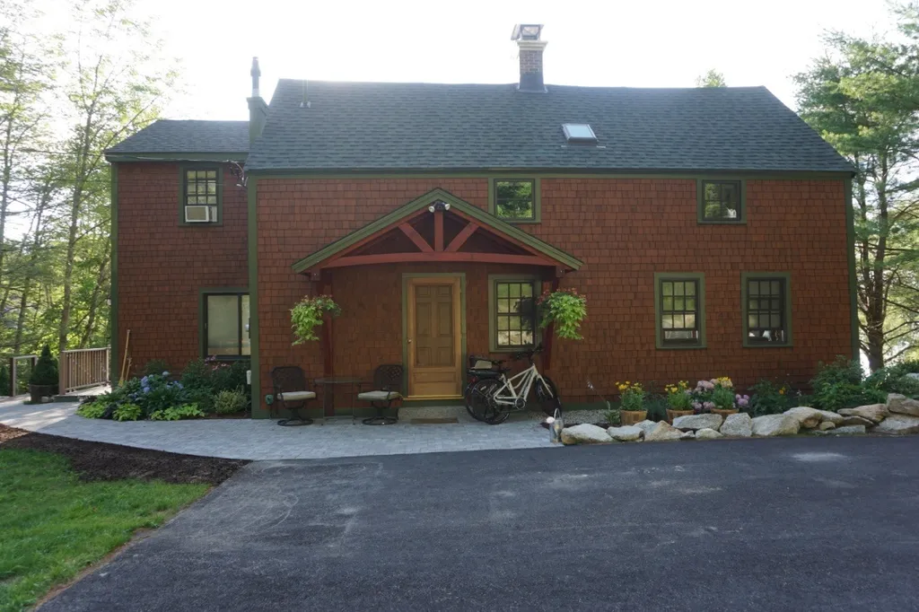 13 Baas Drive Wolfeboro NH 03894