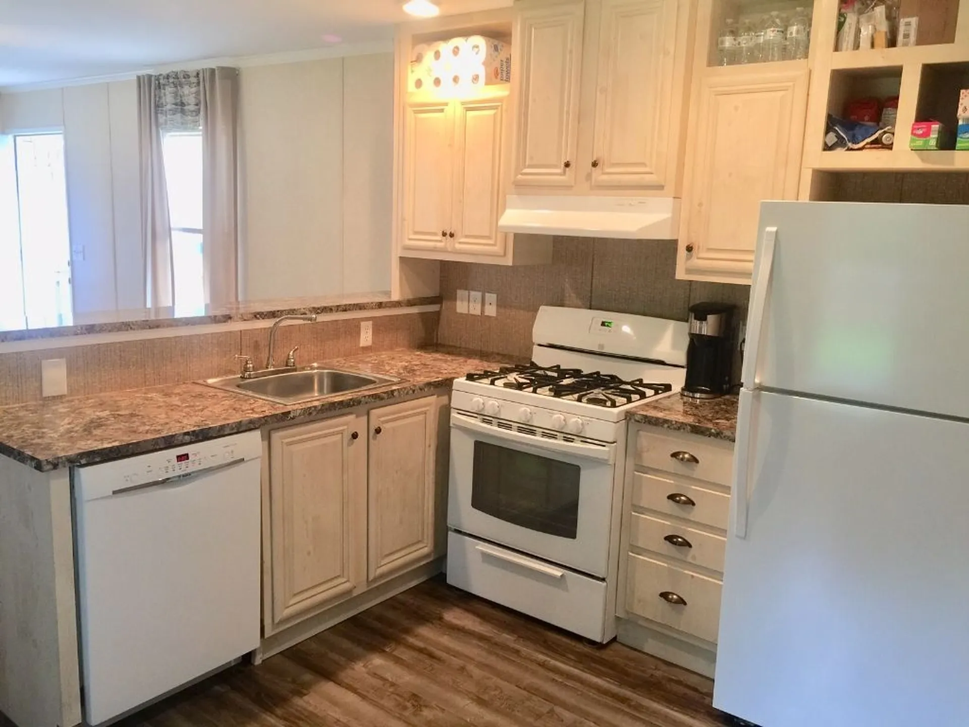 39 Bunker Lane Madbury NH 03823