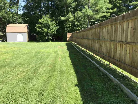 39 Bunker Lane Madbury NH 03823