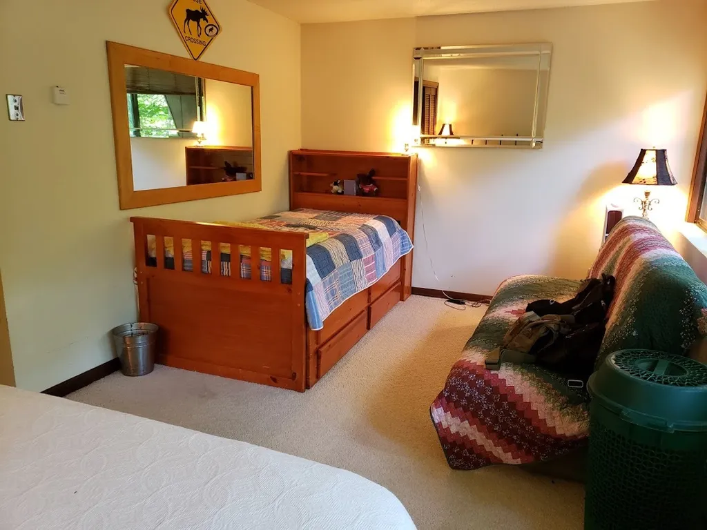 221 Drumley South Road Warren VT 05674