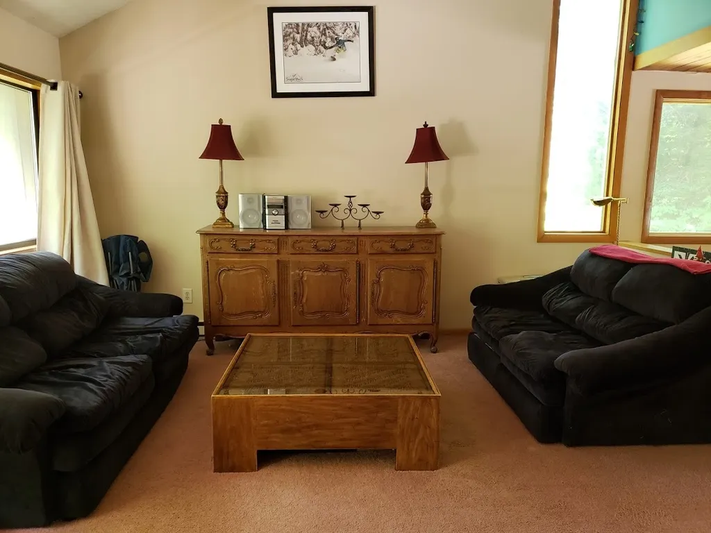 221 Drumley South Road Warren VT 05674