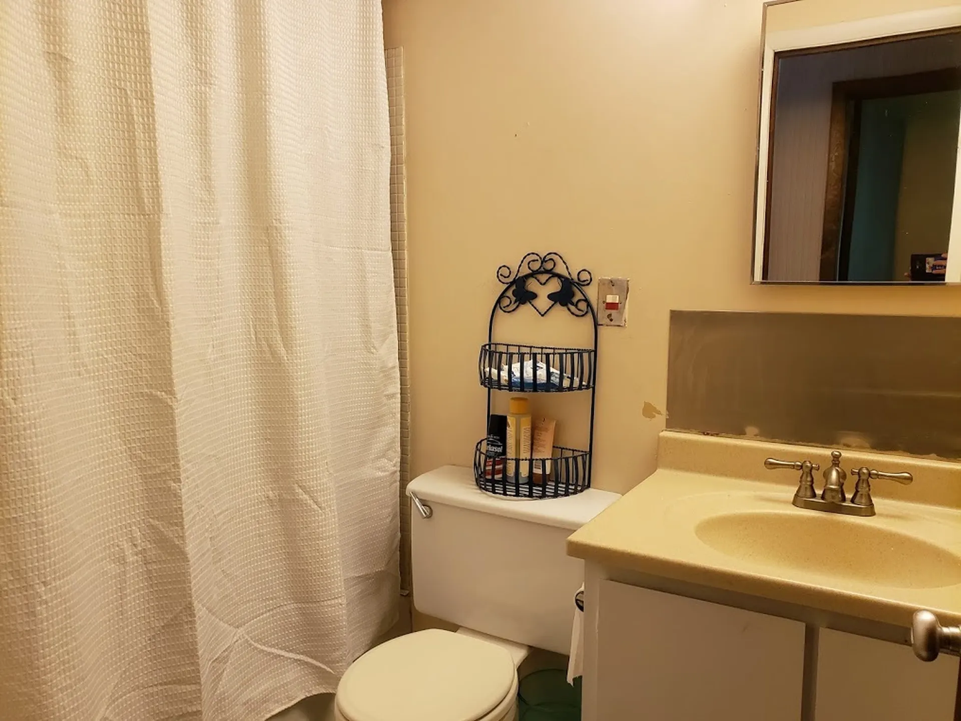 221 Drumley South Road Warren VT 05674