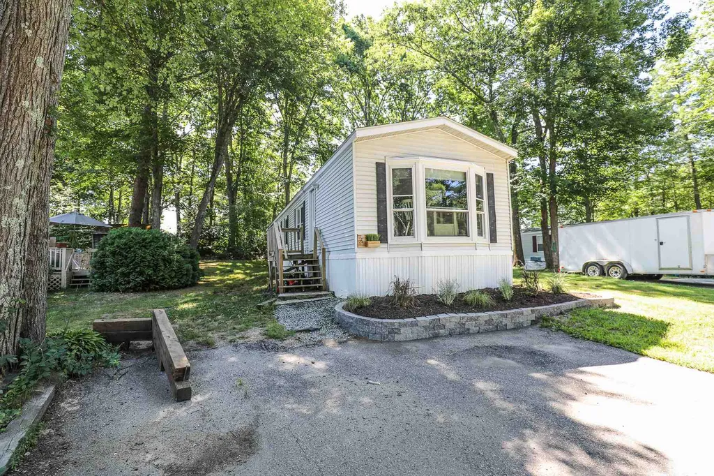3 Cedar Street Exeter NH 03833