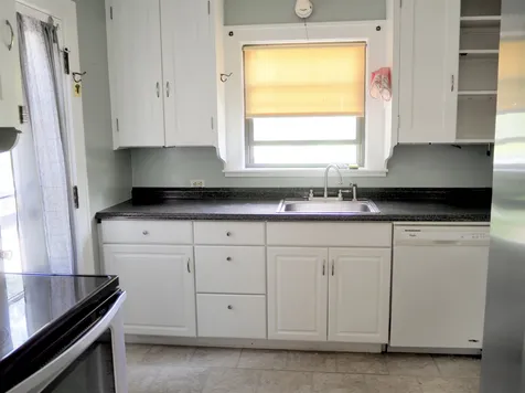 1072 Maplewood Avenue Portsmouth NH 03801