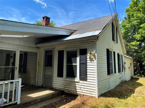 36 Village Road Wilmot NH 03287
