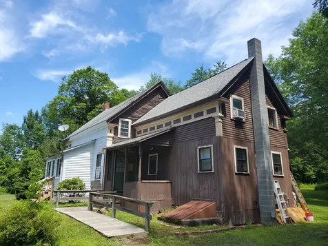 1421 Nh Route 120 Cornish NH 03745