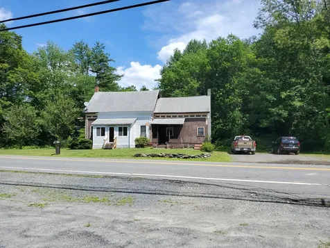 1421 Nh Route 120 Cornish NH 03745