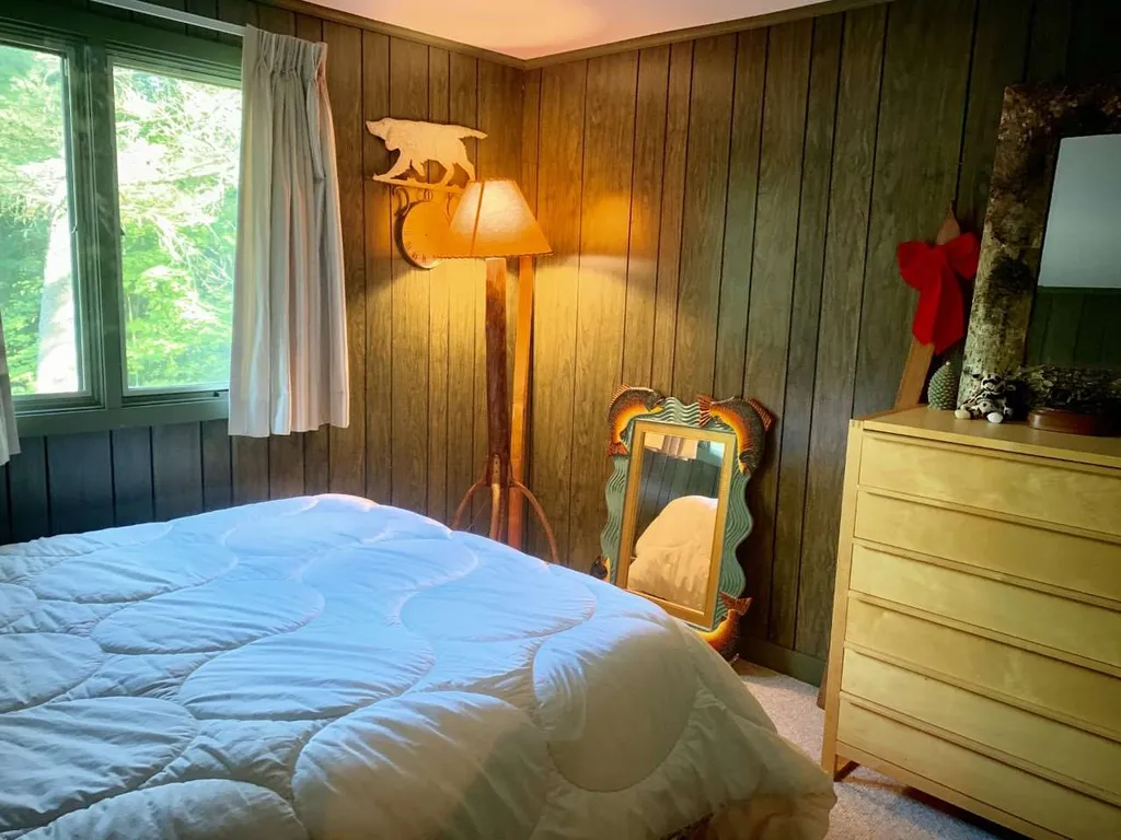 351 Old Stowell Hill Road Londonderry VT 05148