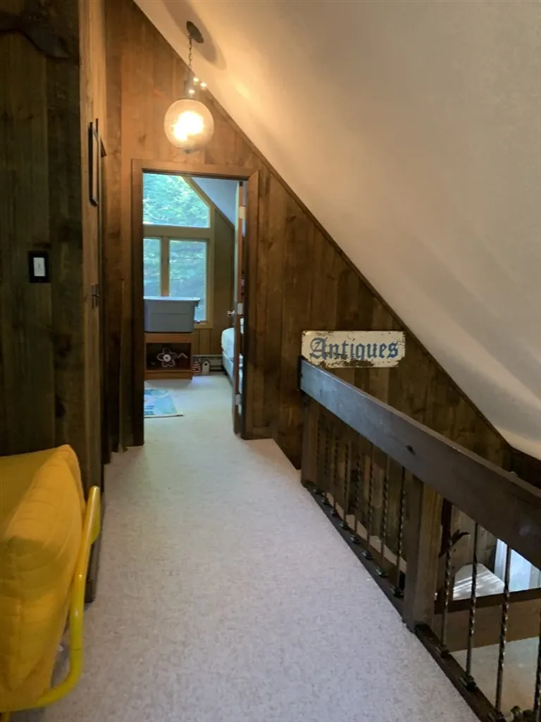 351 Old Stowell Hill Road Londonderry VT 05148