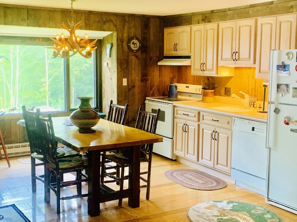 351 Old Stowell Hill Road Londonderry VT 05148