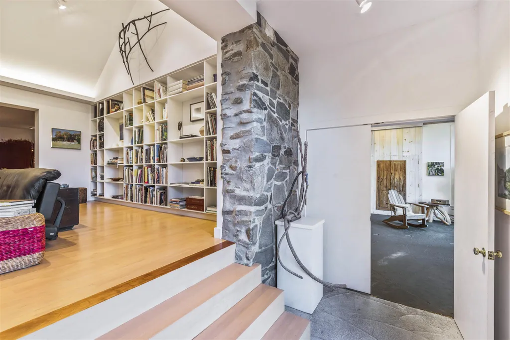 477 Thistle Hill Road Pomfret VT 05053