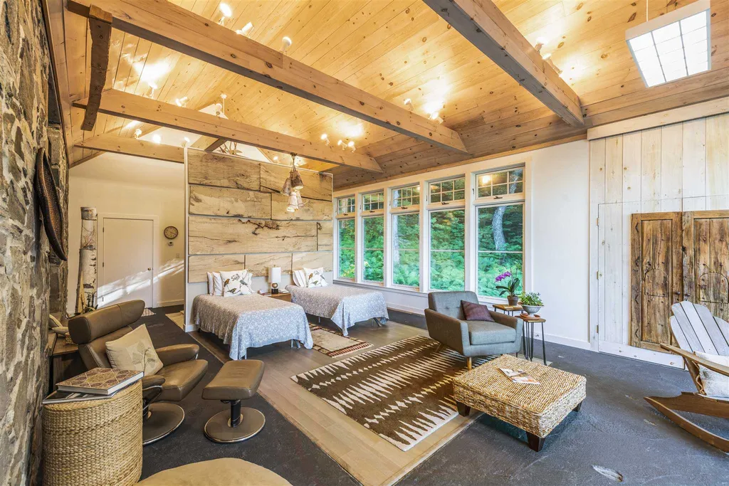 477 Thistle Hill Road Pomfret VT 05053